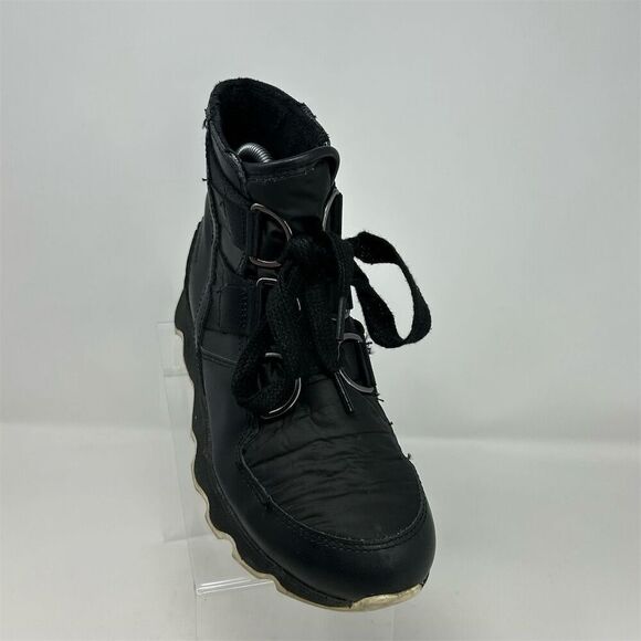 Sorel Kinetic Short Black Leather Lace Up Waterproof Boot Sneakers Size 8.5 - Picture 3 of 13